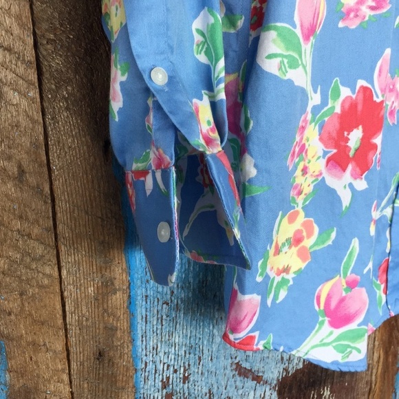 Chaps Blue Floral Button Down Top - Picture 4 of 6